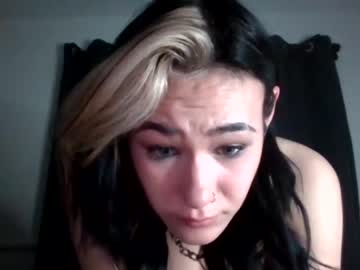 webcam girl strmycowgrl live cam image #3763430
