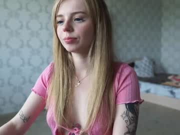 webcam girl holydumplings live cam image #1916555