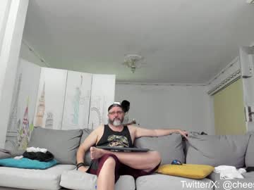 webcam couple cheeseburgerjesus live cam image #5323568