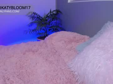 webcam girl katybloom_ live cam image #441820