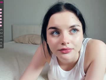 webcam girl cute_caprice live cam image #4694080
