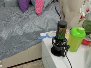 webcam girl sweety_rinushka_ live cam image #4210931