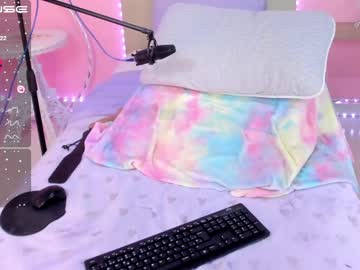webcam girl little_effy18 live cam image #3225687