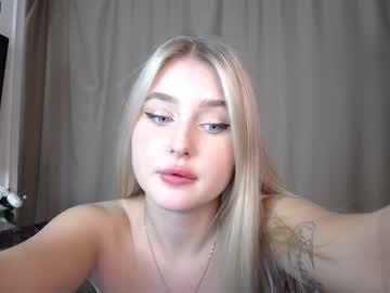 webcam girl cute18cute live cam image #3968627