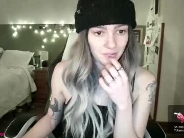 webcam girl pixelatedprincess live cam image #3491548
