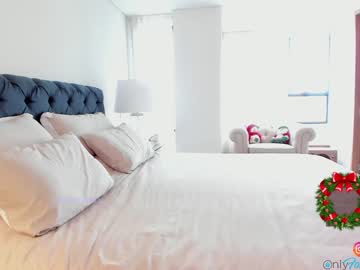 webcam girl emma_lu1 live cam image #741638
