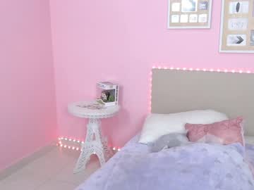 webcam girl little_effy18 live cam image #1164395