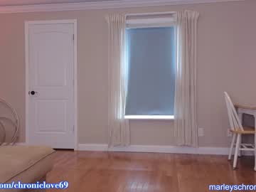 webcam girl chroniclove live cam image #4455815