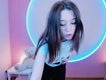 webcam girl stray_mei live cam image #1697403