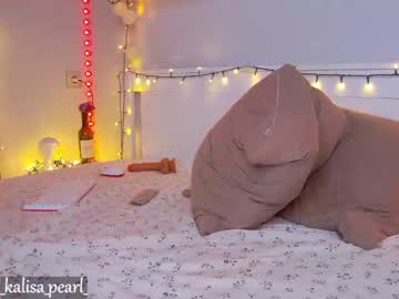 webcam girl kalisa_pearl live cam image #1040922