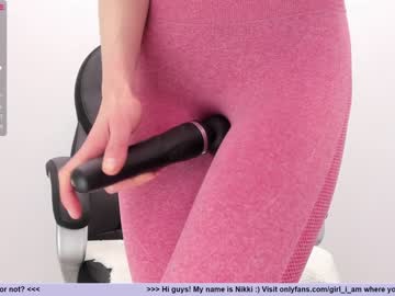 webcam girl girl_i_am live cam image #3838696