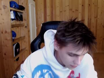 webcam man aristarkh_ live cam image #6081451