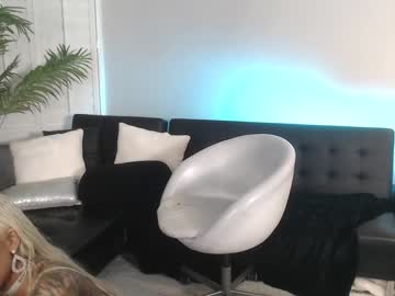 webcam girl blonde_riderxxx live cam image #6322637