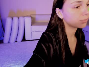 webcam girl hollyextra live cam image #6687901