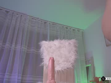 webcam girl soficb live cam image #6137011