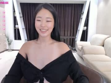 webcam girl hinakura_lim live cam image #4582683