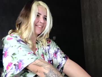 webcam girl elliy_coy live cam image #4832916