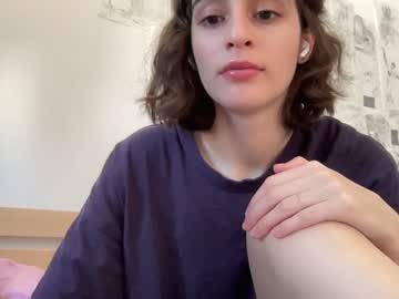 webcam girl wonderland_stia live cam image #6946252
