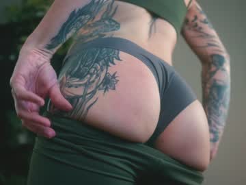 webcam girl ambientink live cam image #2603323