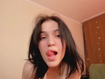 webcam girl carolmoores live cam image #3211282