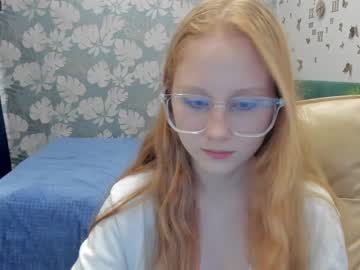 webcam girl adaflowersy live cam image #4823370