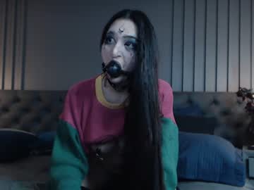webcam girl charlotte_germanotta_ live cam image #4540592