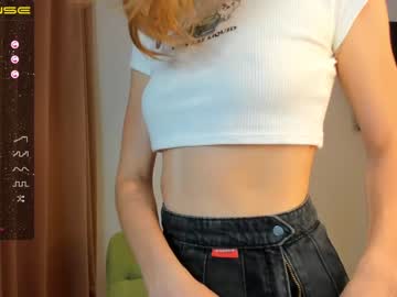 webcam girl carolynsveronica live cam image #5088824