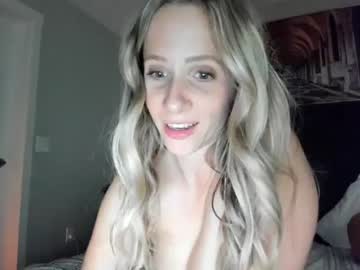 webcam girl luxlovely111 live cam image #5230274