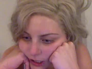 webcam girl emtt44 live cam image #7037276