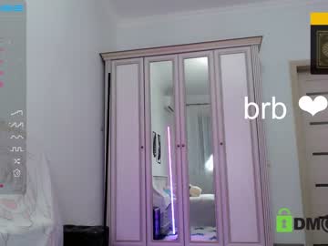 webcam girl small_blondee live cam image #3486048