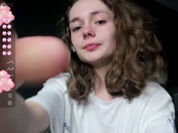 webcam girl mxxnsxsul live cam image #2665450