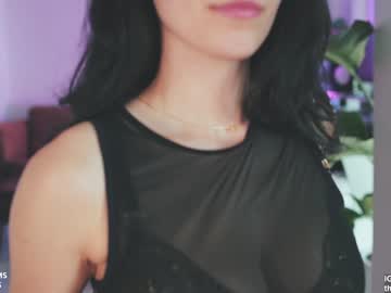 webcam girl katdreams live cam image #4742307