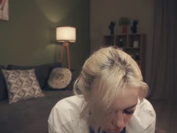 webcam girl audreycarvin live cam image #6567669