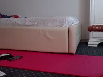 webcam girl carmela_fox live cam image #3115327