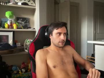 webcam man connorlive live cam image #777860