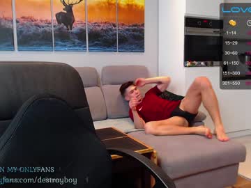 webcam man destroy_boy live cam image #2292189