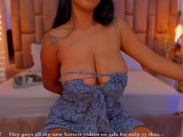 webcam girl anahi_ryan live cam image #5802035