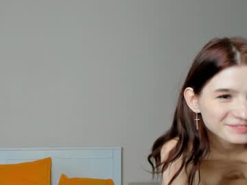 webcam girl roseblanche2k live cam image #6659117