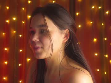 webcam girl helenmoors live cam image #4715191