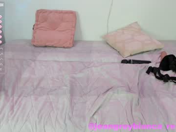 webcam girl jeangreybianca live cam image #5293256