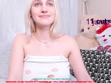 webcam girl stella_blush live cam image #990549
