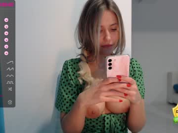 webcam girl theellenshow live cam image #3653866