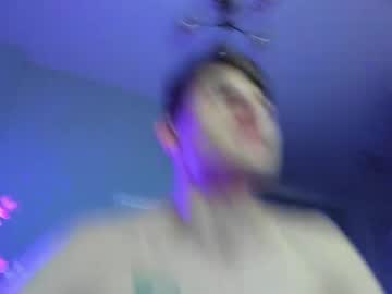 webcam couple oliver_chloe live cam image #6935919