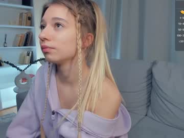 webcam girl darcy_flame live cam image #5852613