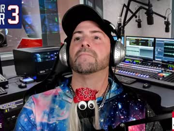 webcam man whaaaaaaaat live cam image #3528084