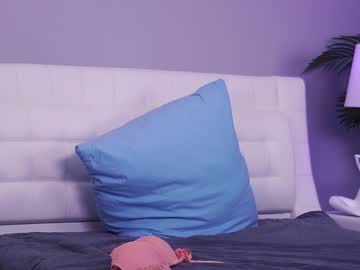 webcam girl kittycaitlin live cam image #2090981