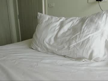 webcam girl asiangirlandwhiteguy live cam image #1397320
