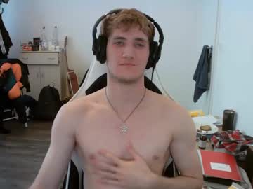 webcam man hotguy_228041 live cam image #7082250