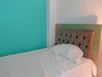 webcam girl roberta_lipa live cam image #3841191