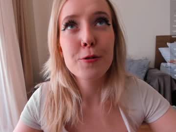 webcam girl loopcia live cam image #6231269